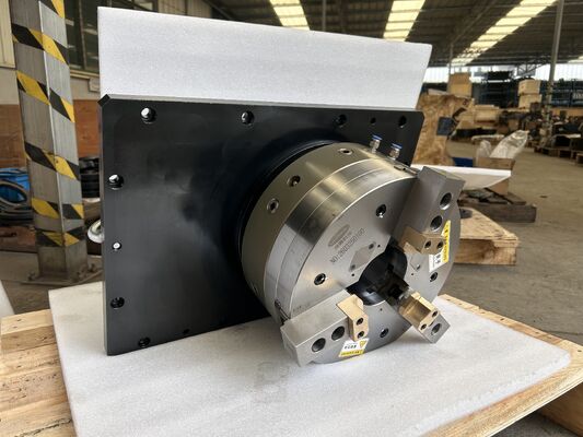 Disesuaikan presisi tinggi 150r / min Tiga-Jaw Pneumatic Rotary Chuck untuk CNC Lathe